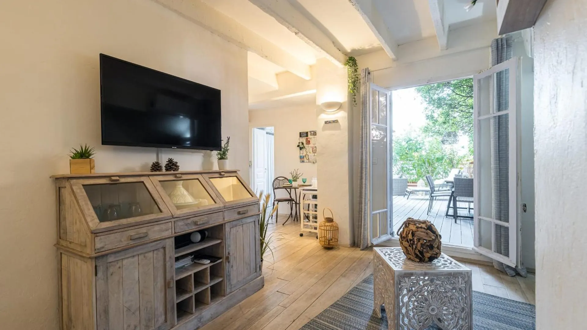 Atypical Apartment Old Town In Cannes Large Terrace France