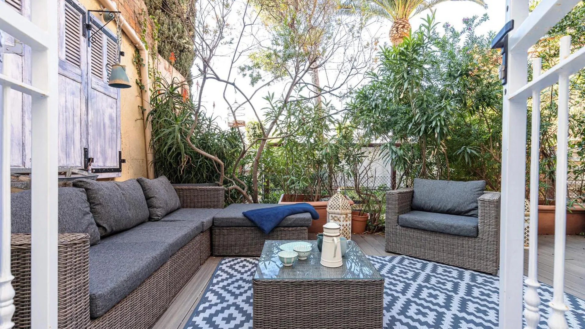 Atypical Apartment Old Town In Cannes Large Terrace