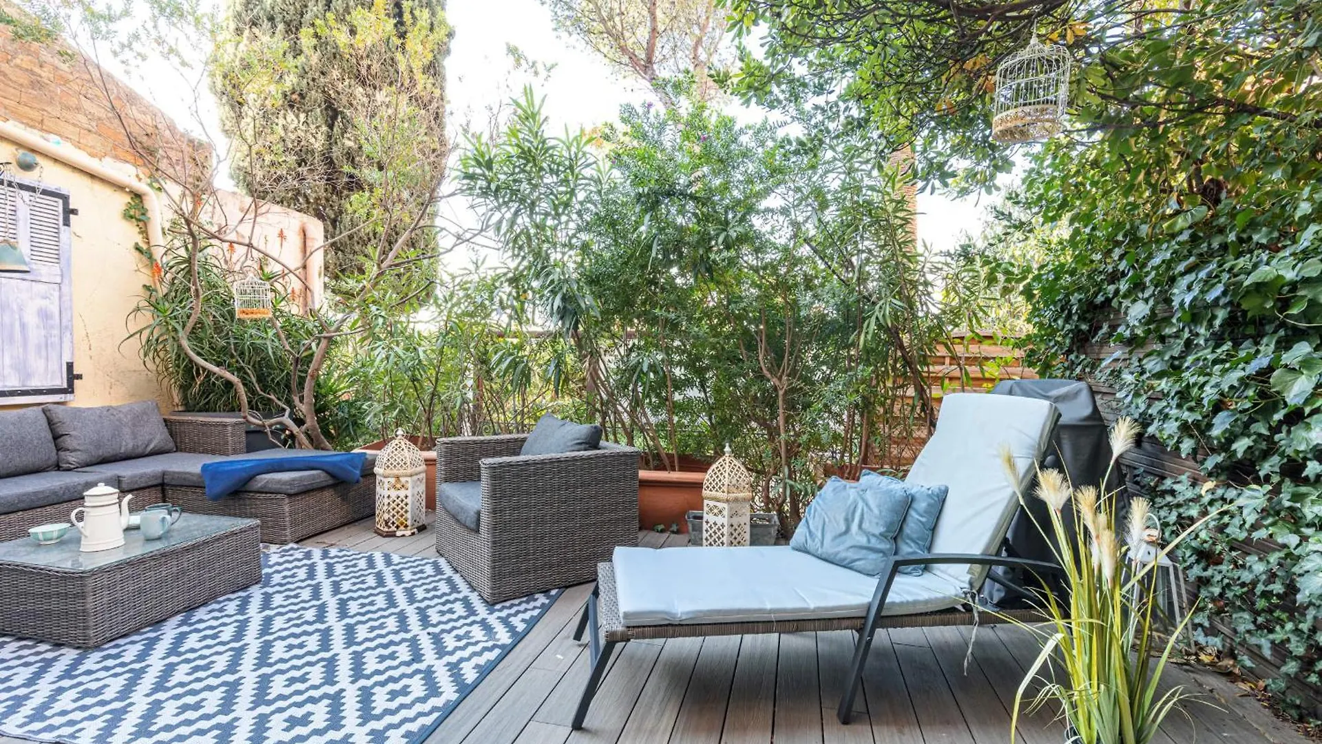 Atypical Apartment Old Town In Cannes Large Terrace France