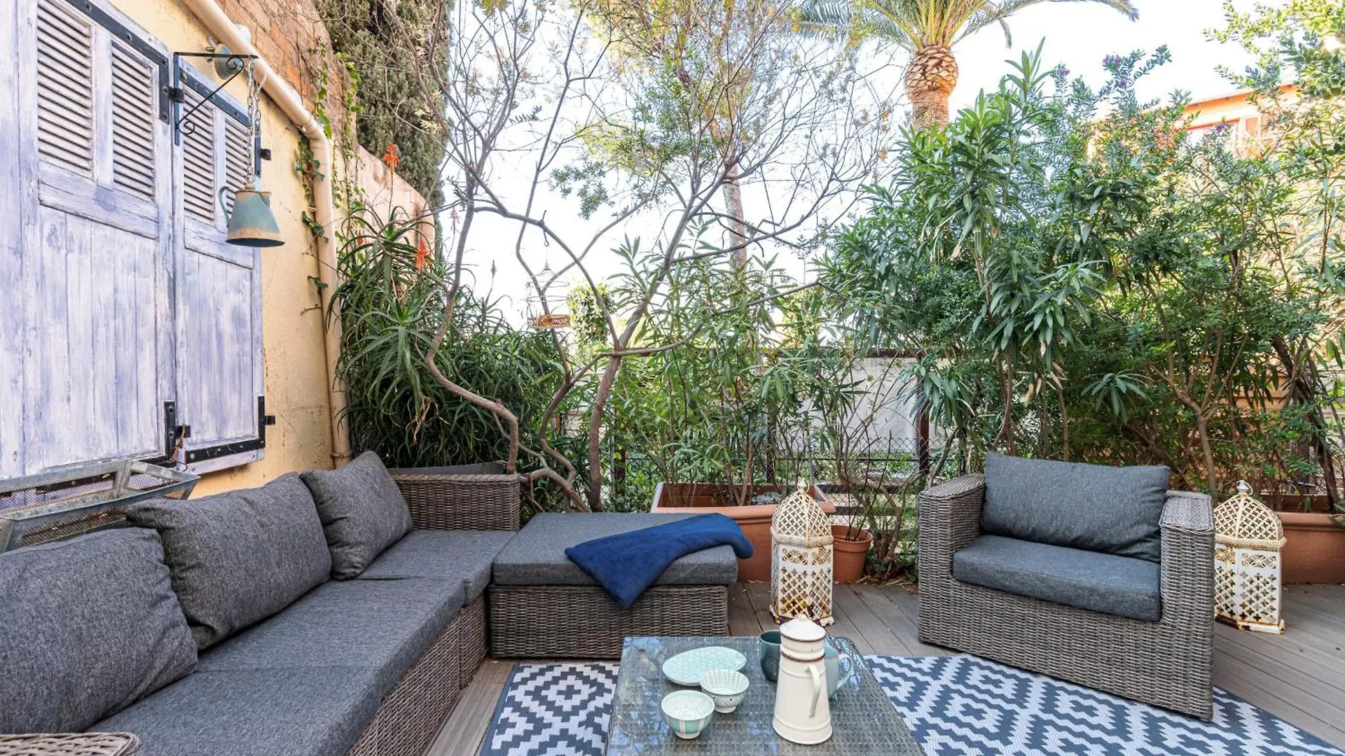 Atypical Apartment Old Town In Cannes Large Terrace