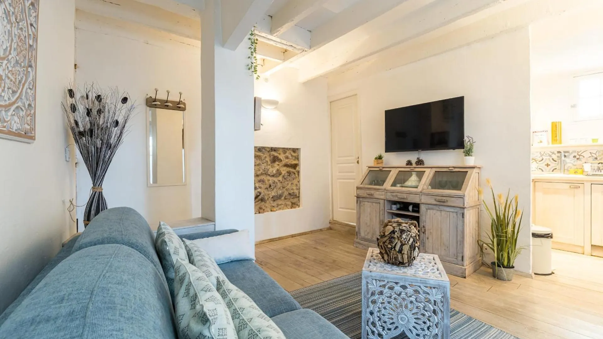 Atypical Apartment Old Town In Cannes Large Terrace