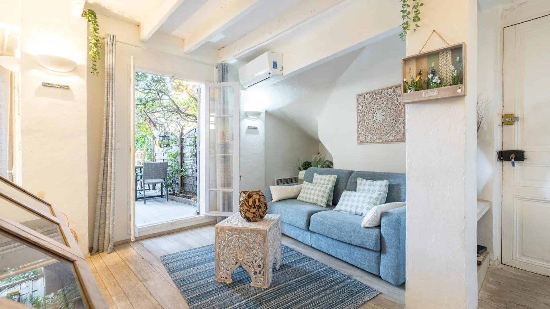 Atypical Apartment Old Town In Cannes Large Terrace